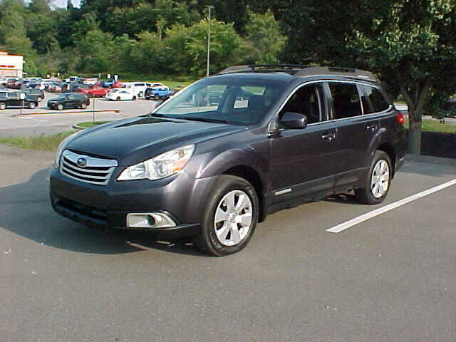 Used 2011 Subaru Outback 2.5i Premium w/ All-Weather Pkg image 4