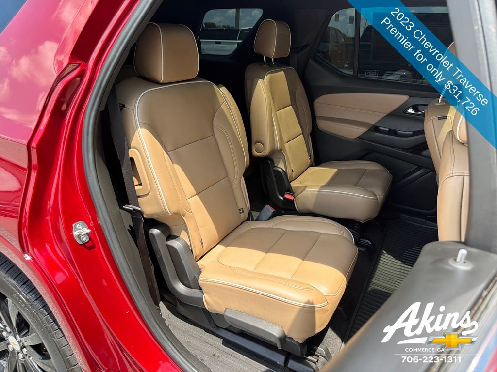 Used 2023 Chevrolet Traverse Premier FWD image 20