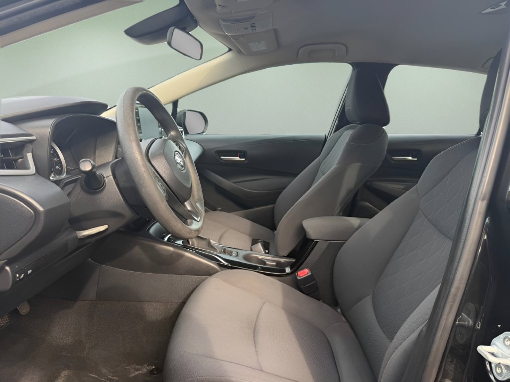 Used 2021 Toyota Corolla LE FWD image 9