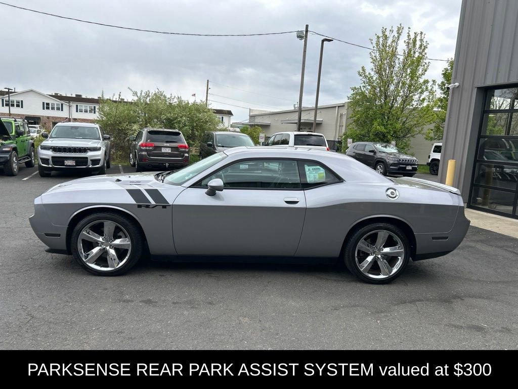 Used 2014 Dodge Challenger R/T w/ Sound Group II RWD image 8