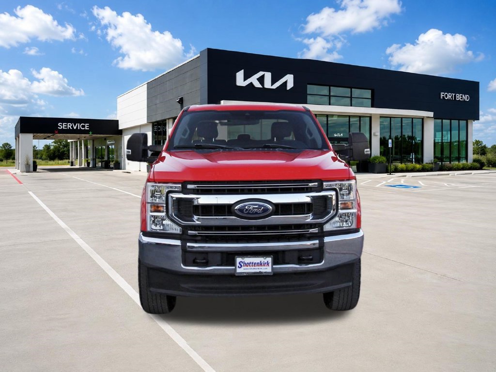 Used 2020 Ford F250 XLT AWD/4WD image 2