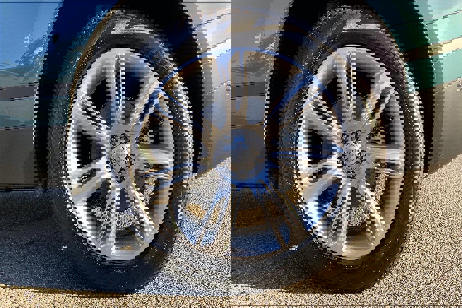 New 2026 Land Rover Range Rover Velar S image 17