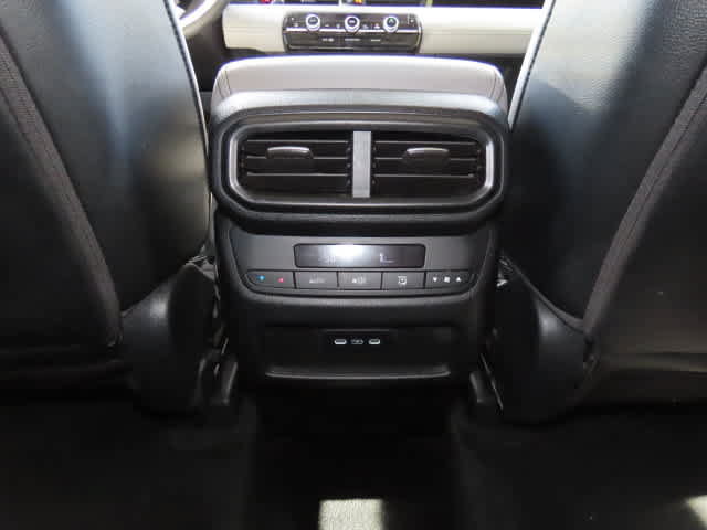 Certified 2024 Honda Pilot Touring image 29