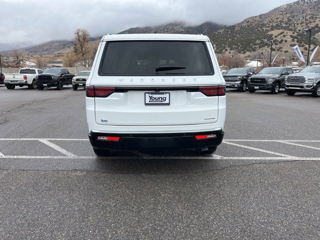 Used 2024 Jeep Wagoneer Series II w/ Flexible Seating Group image 5
