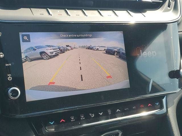 New 2026 Jeep Grand Cherokee L Limited w/ Limited Altitude Package AWD/4WD image 27