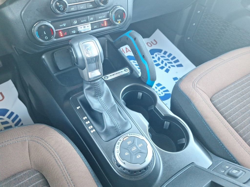 Used 2022 Ford Bronco Outer Banks w/ Sasquatch Package image 17