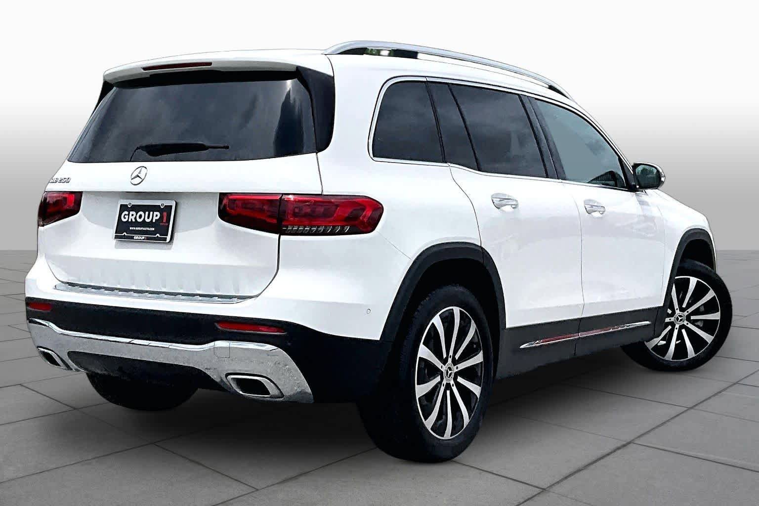Used 2022 Mercedes-Benz GLB 250 image 13
