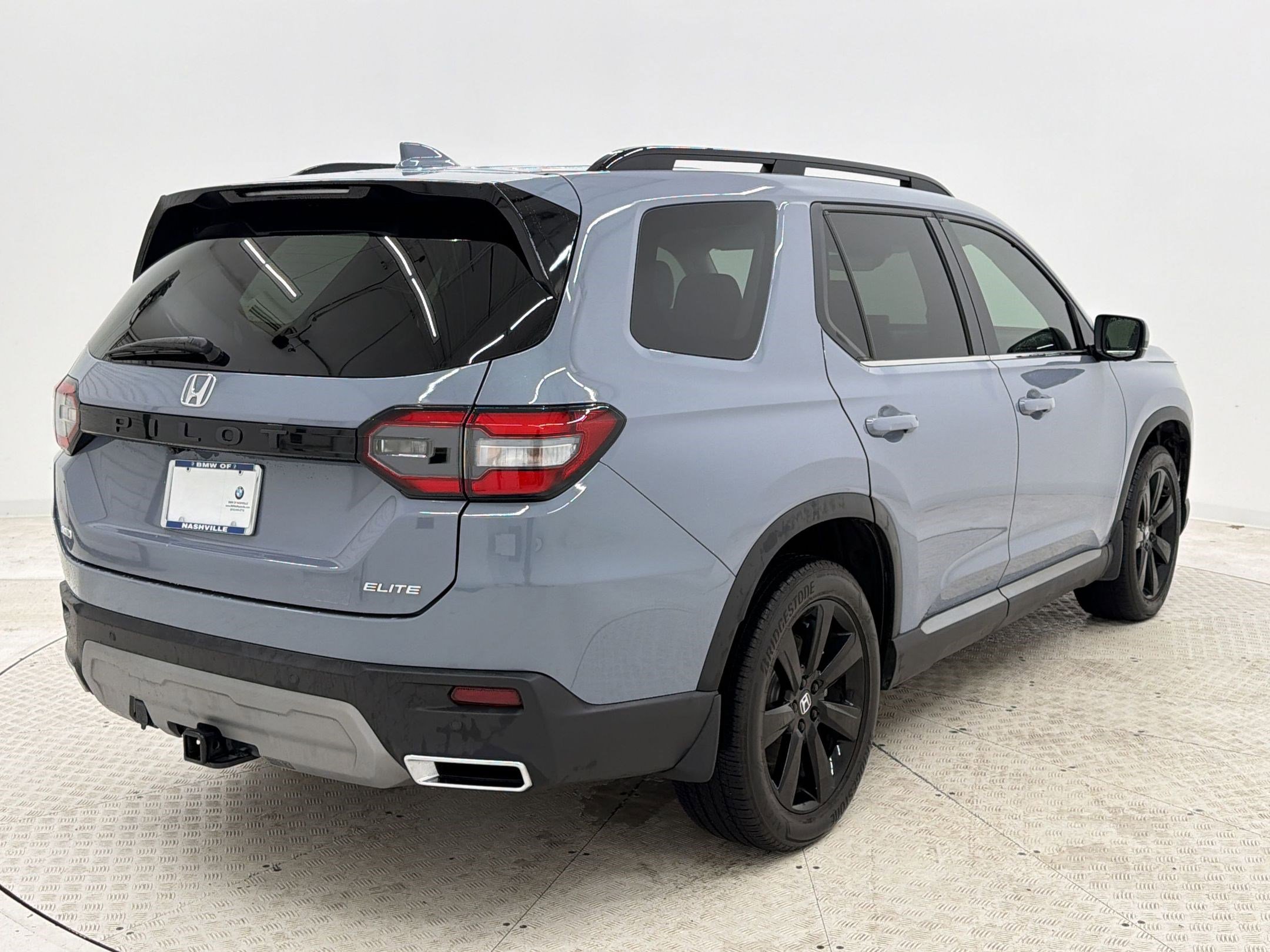 Used 2024 Honda Pilot Elite image 9