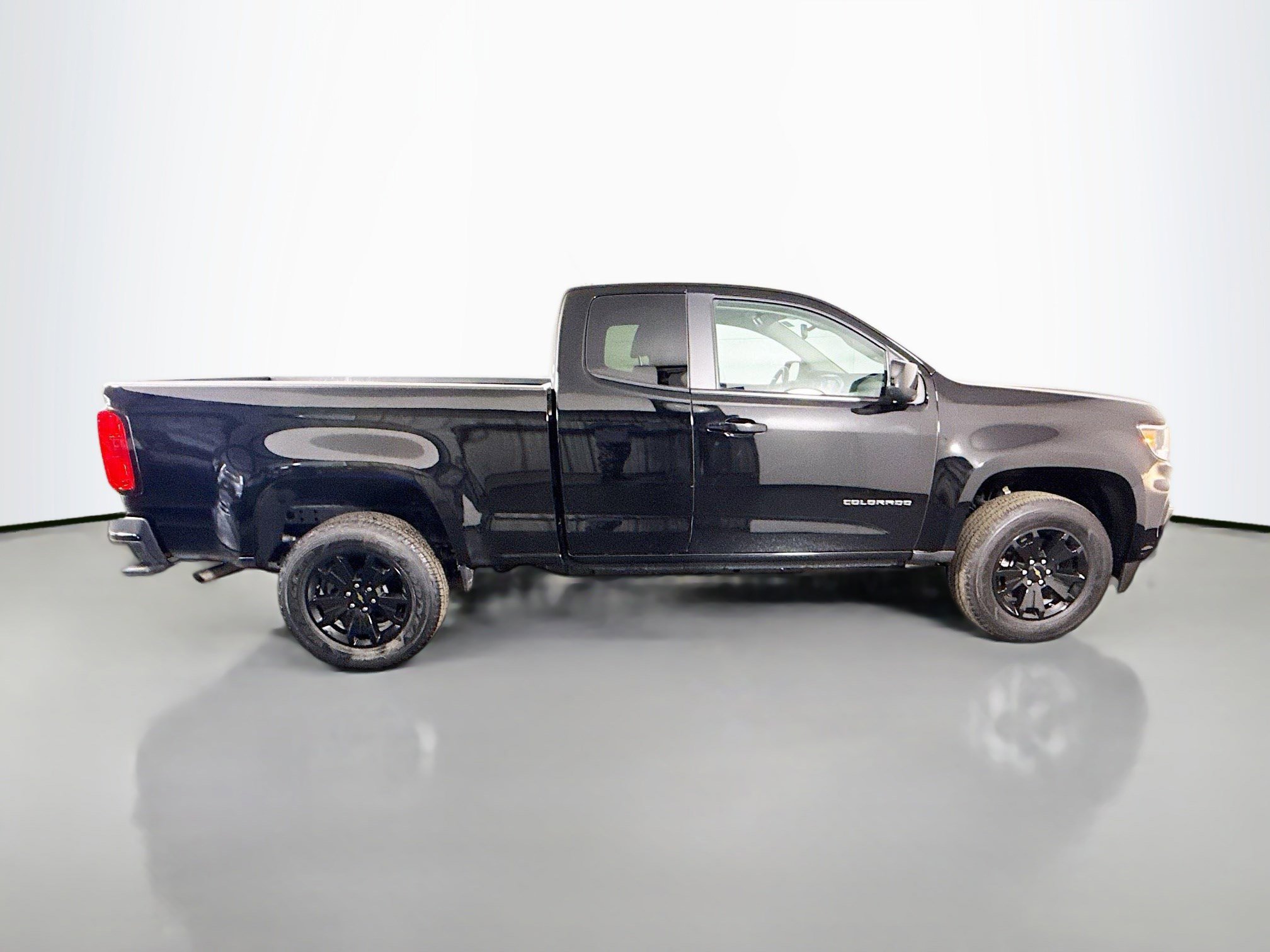 Used 2022 Chevrolet Colorado LT w/ Fleet Safety Package image 11