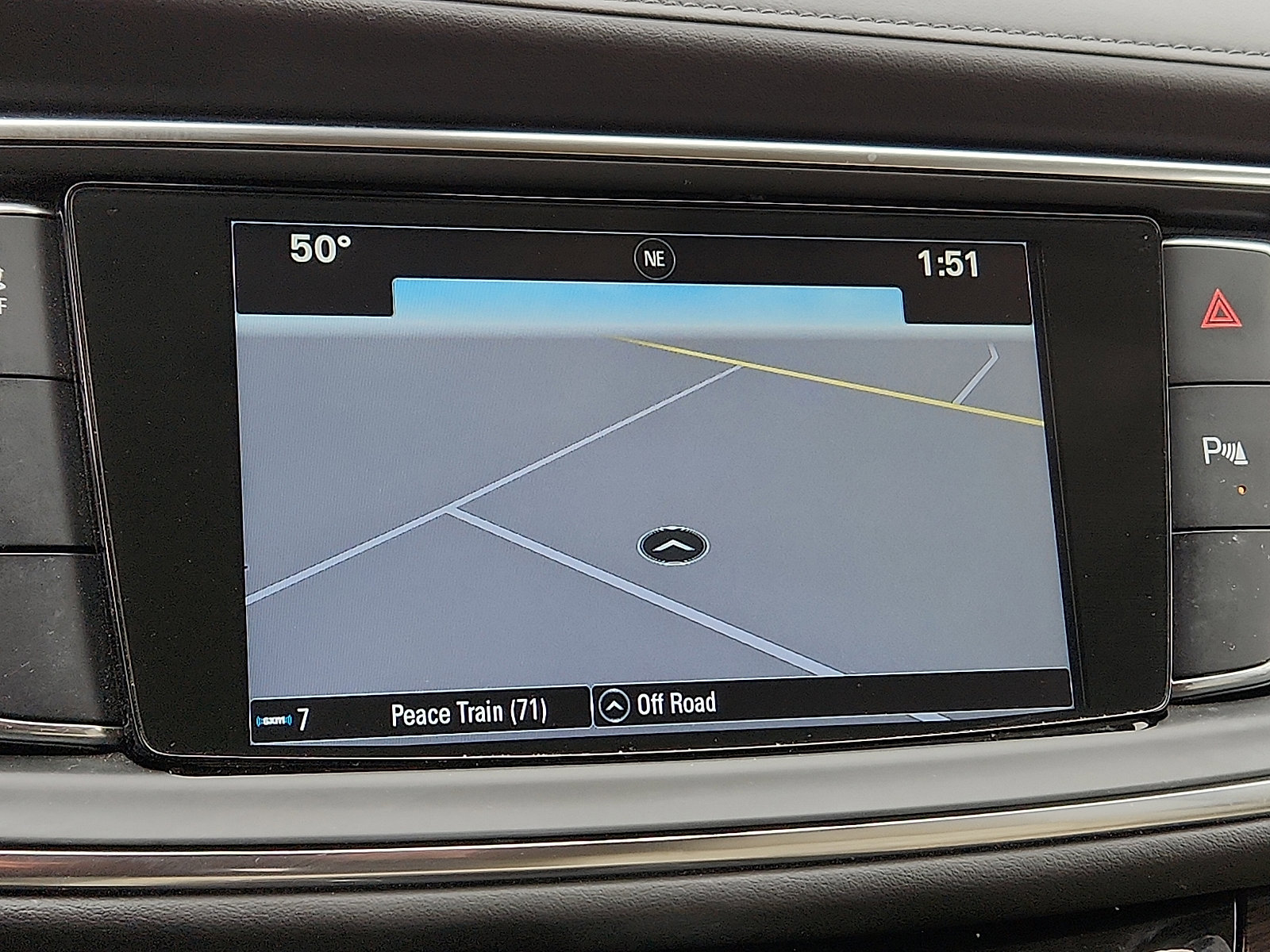 Used 2018 Buick Enclave Essence FWD image 15