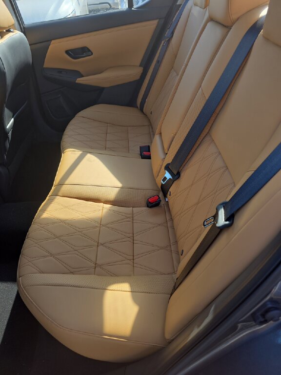 Used 2025 Nissan Sentra SV w/ SV Premium Package image 3