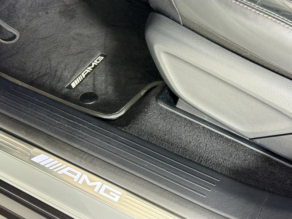 Used 2024 Mercedes-Benz GLS 63 AMG 4MATIC image 18