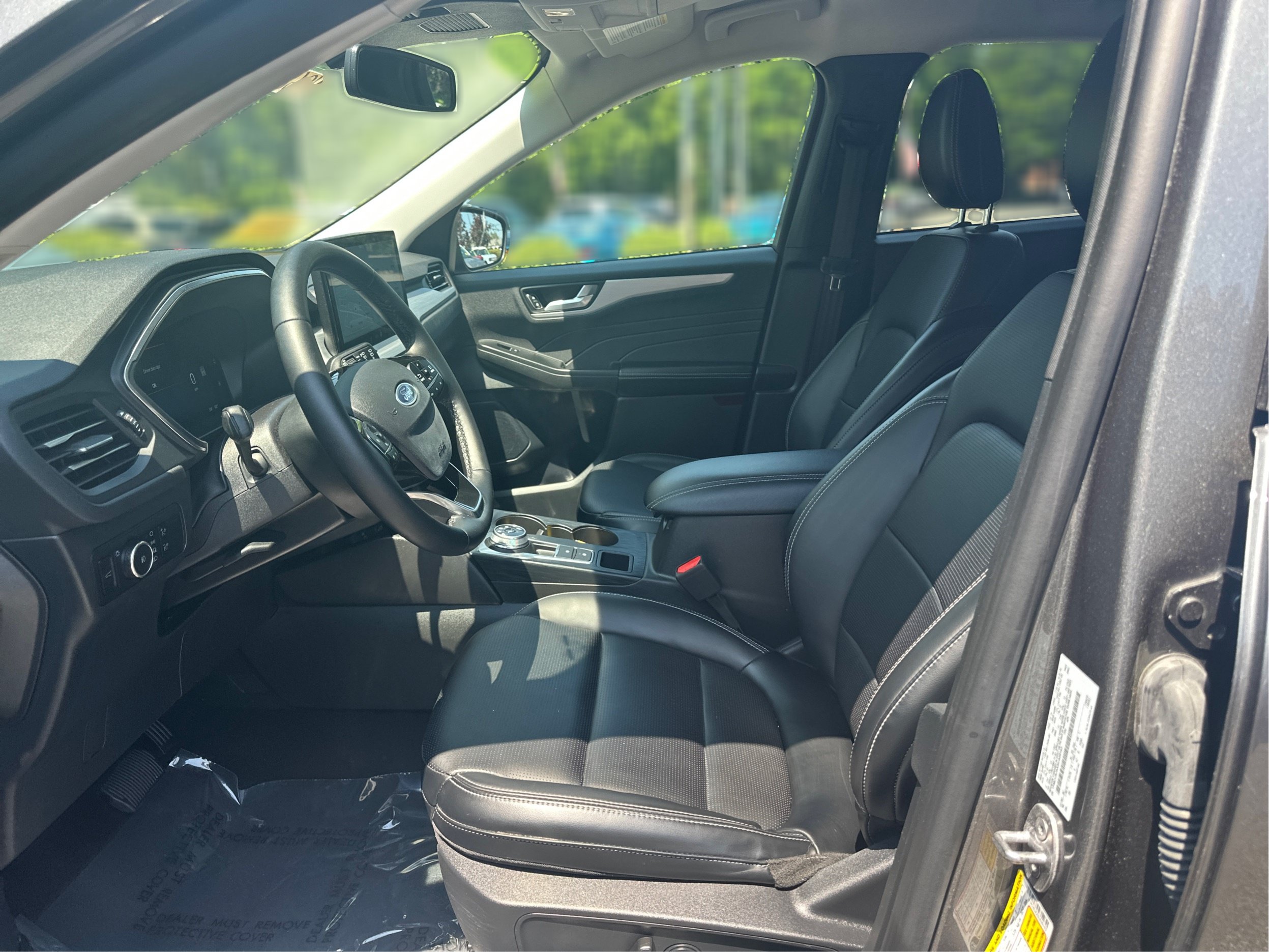 Used 2025 Ford Escape Platinum AWD/4WD image 11