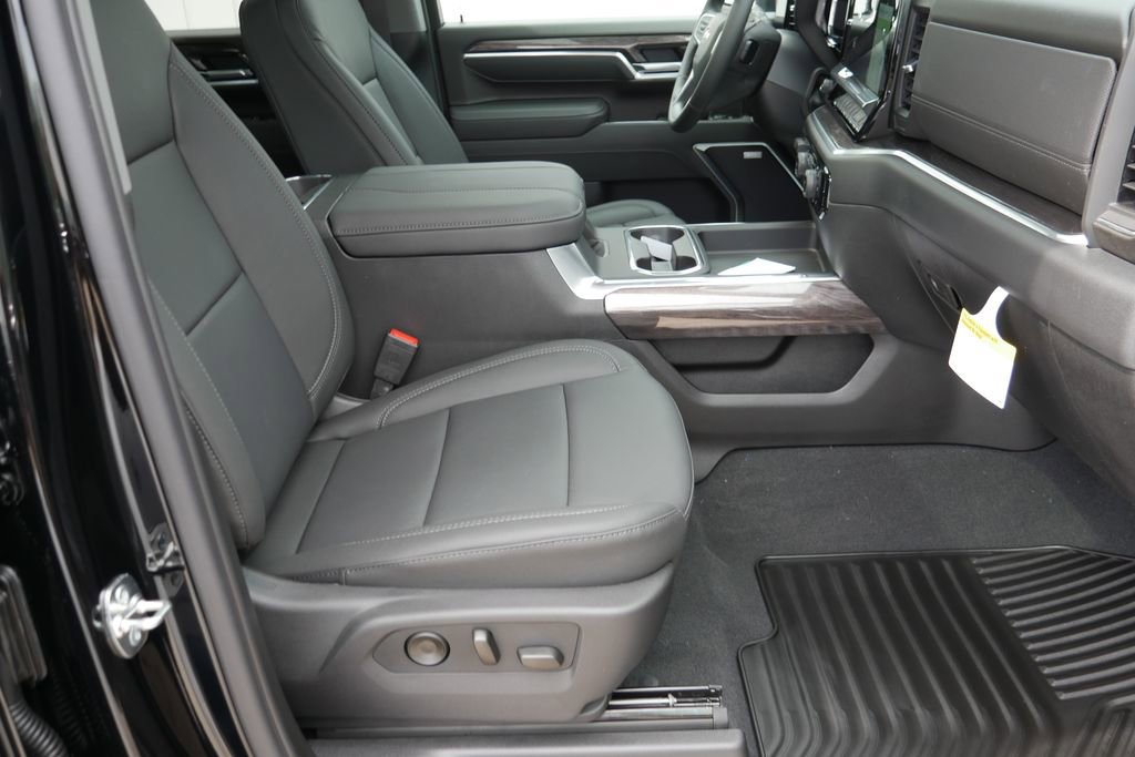 New 2026 Chevrolet Silverado 2500 LTZ w/ LTZ Premium Package image 23