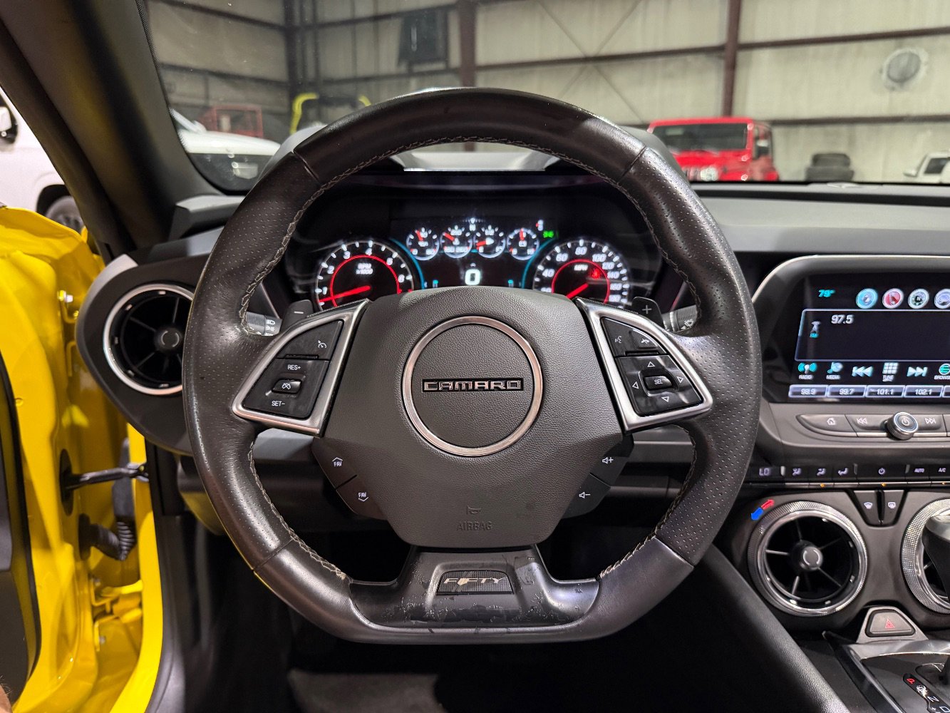 Used 2017 Chevrolet Camaro SS RWD image 31