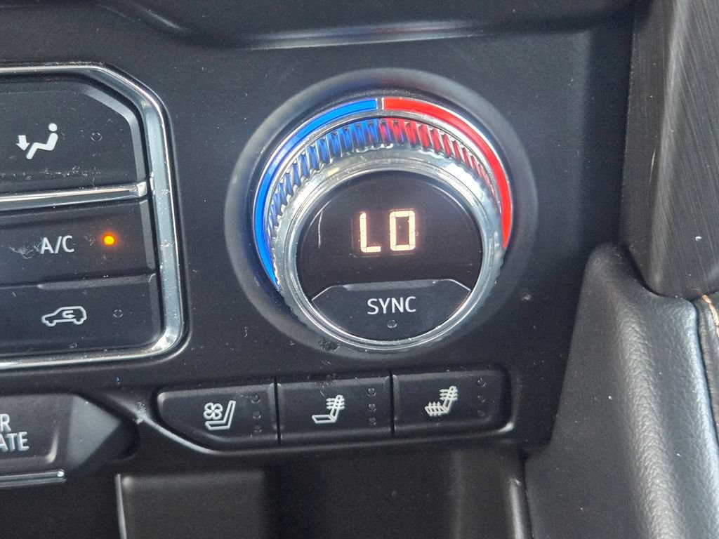 Used 2021 GMC Yukon AT4 w/ AT4 Premium Plus Package AWD/4WD image 30
