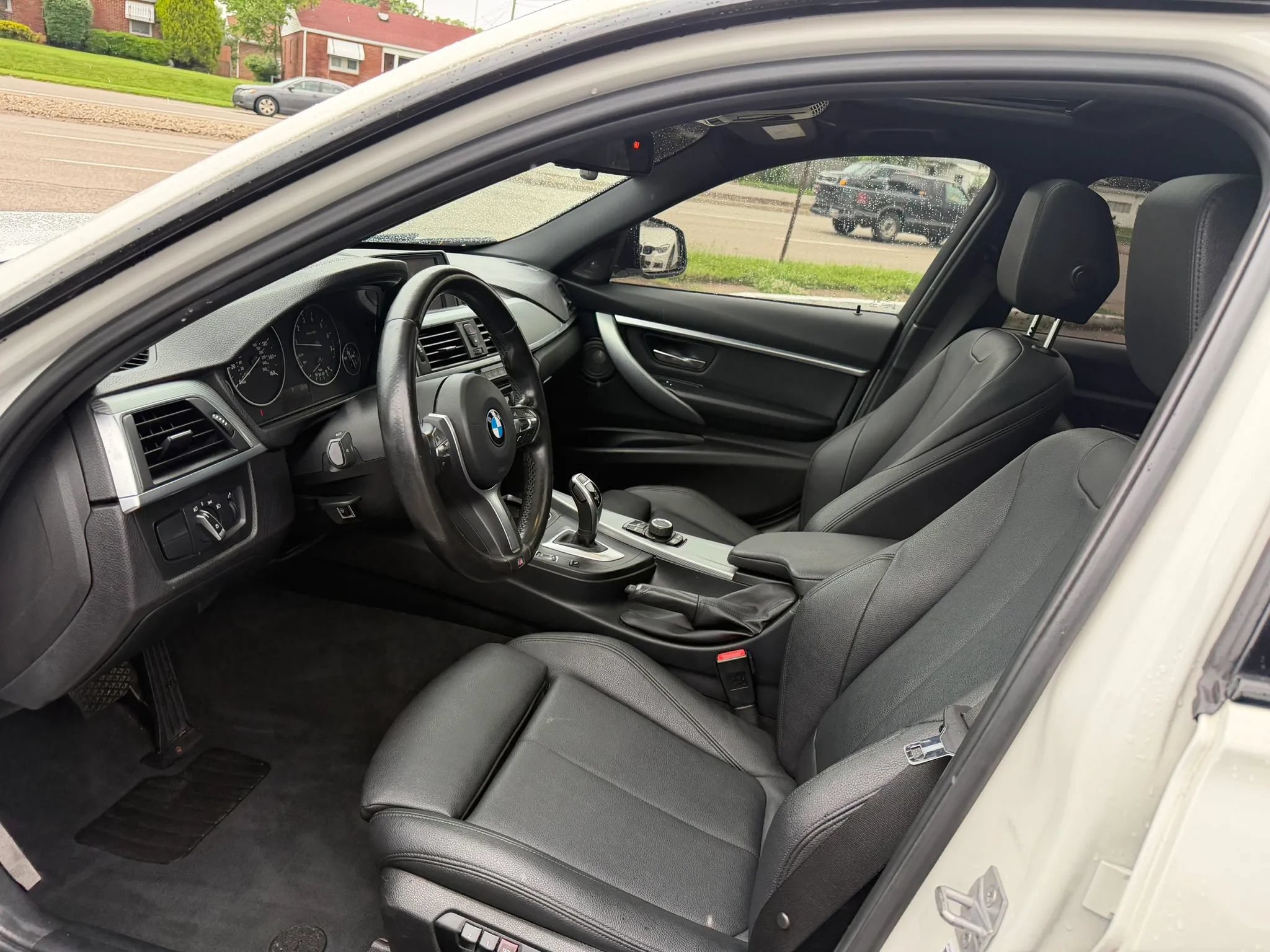 Used 2018 BMW 340i Sedan RWD image 11