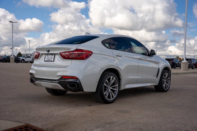 Used 2017 BMW X6 xDrive40i w/ Premium Package Enhanced AWD/4WD image 7