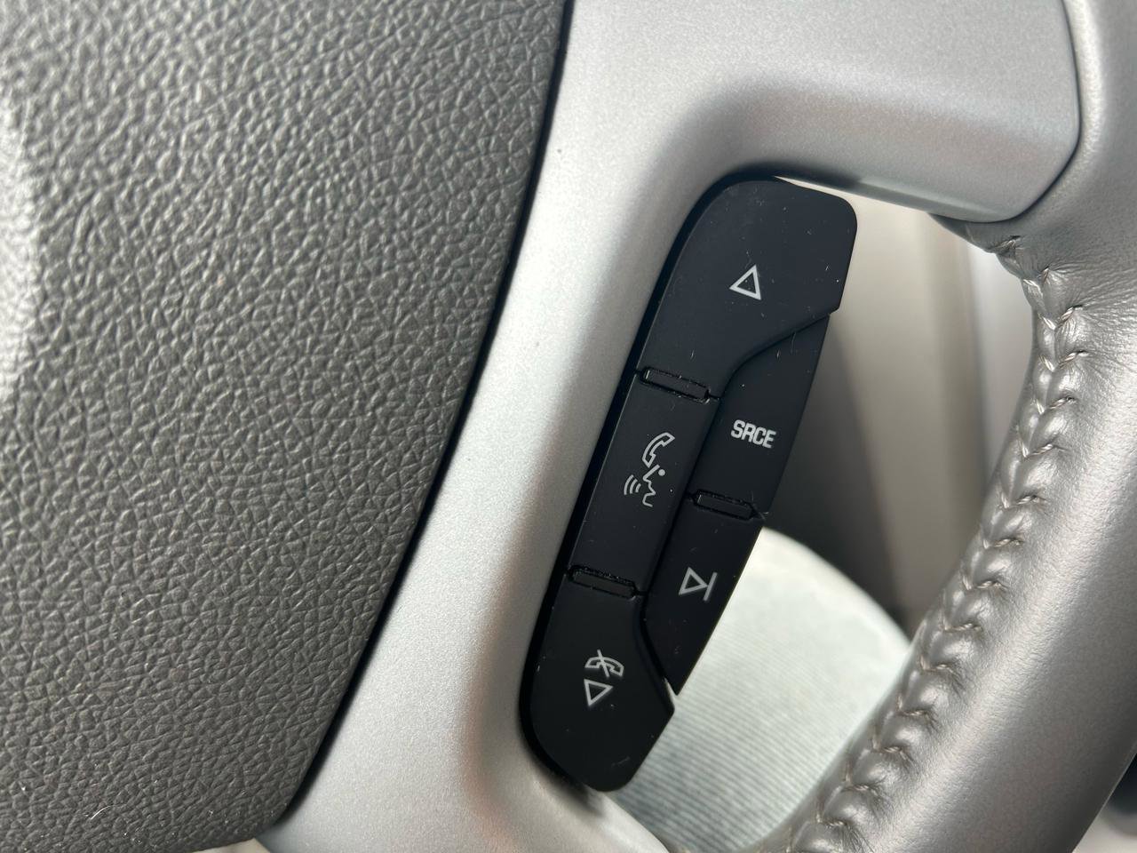 Used 2012 Chevrolet Traverse LS image 20