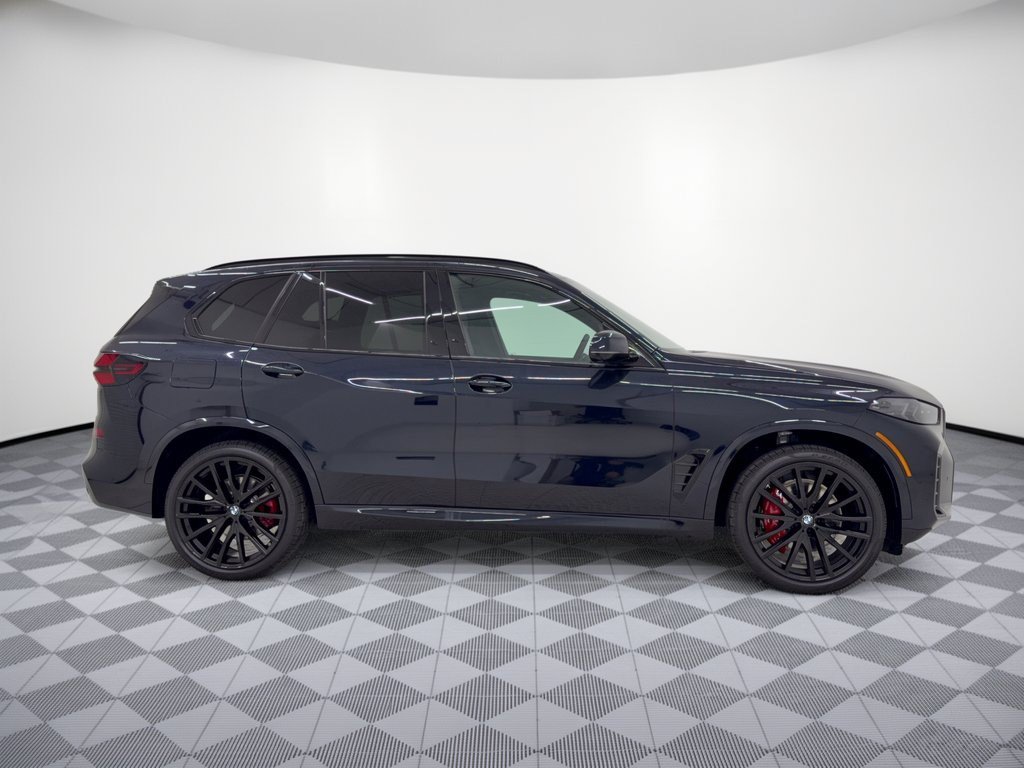 New 2026 BMW X5 xDrive40i w/ M Sport Package AWD/4WD image 8
