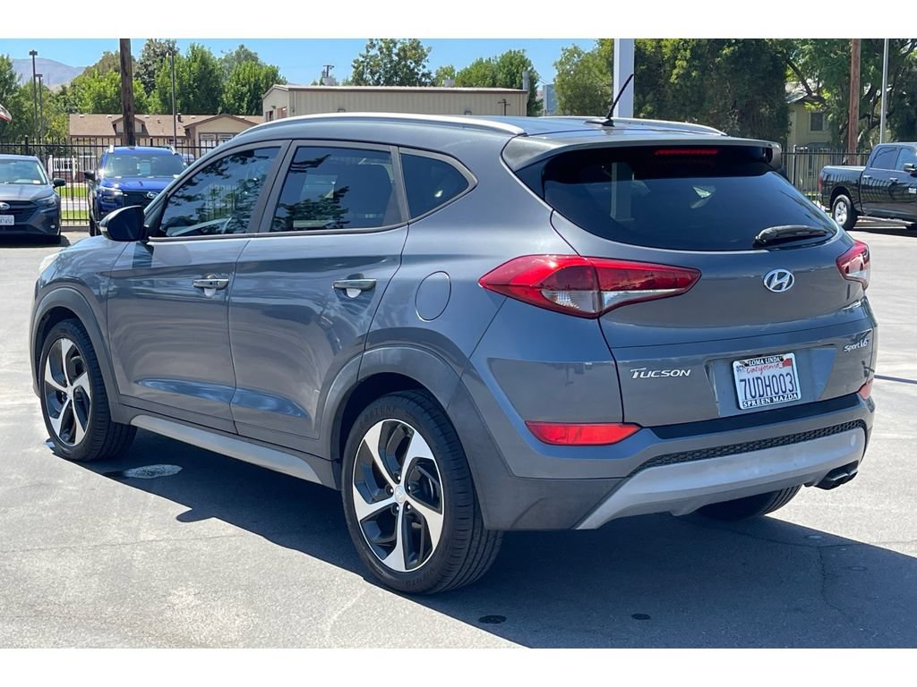Used 2017 Hyundai Tucson Sport w/ Cargo Package FWD image 4