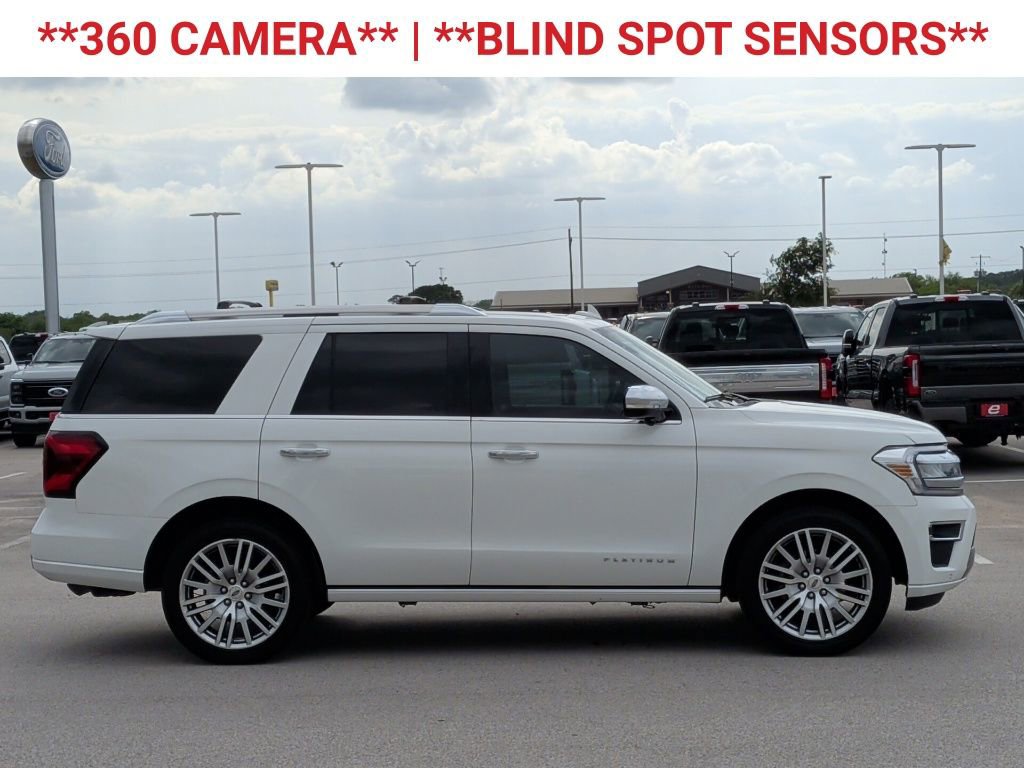 Used 2022 Ford Expedition Platinum RWD image 10