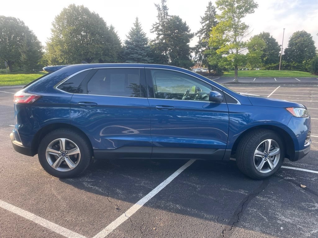 Used 2022 Ford Edge SEL w/ Convenience Package AWD/4WD image 4