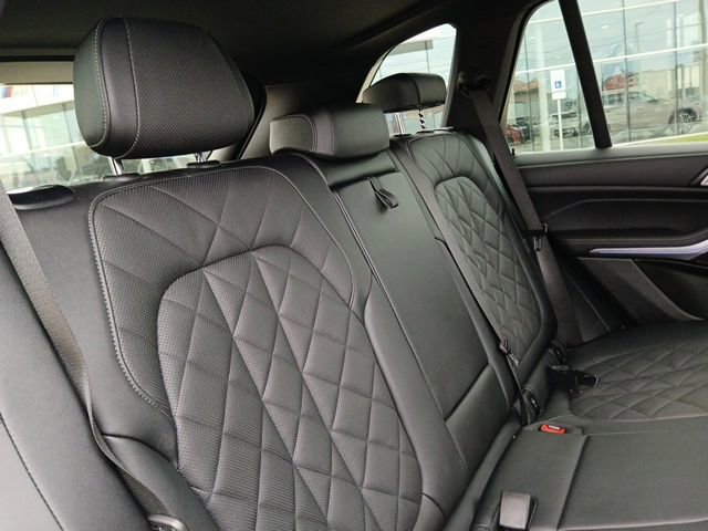 Used 2024 BMW X5 xDrive40i image 13