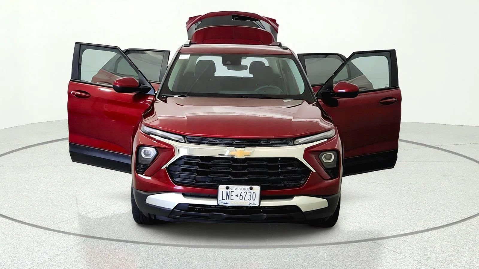 Used 2025 Chevrolet TrailBlazer LT AWD/4WD image 8