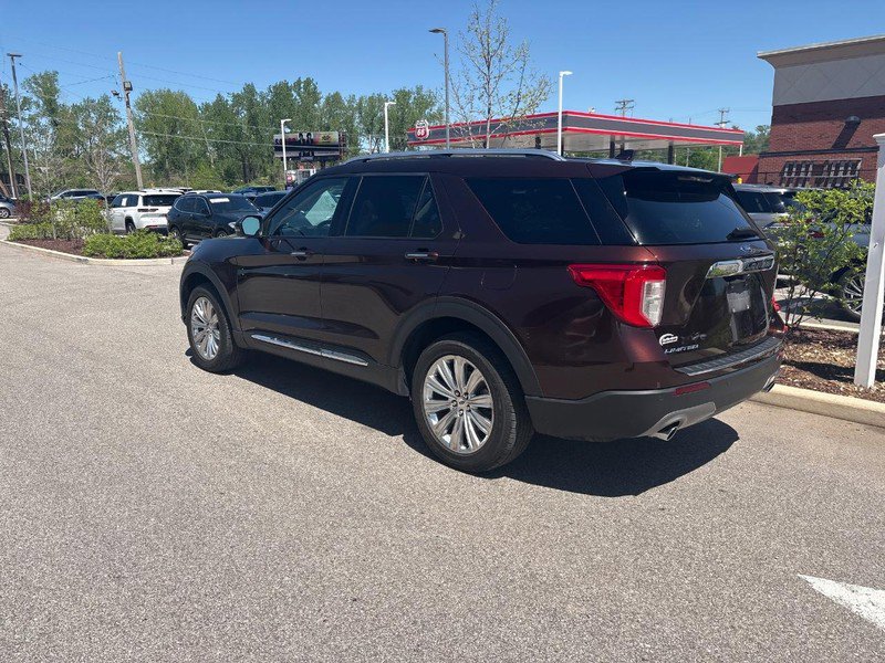Used 2020 Ford Explorer Limited w/ Hybrid Equipment Group 310A AWD/4WD image 2