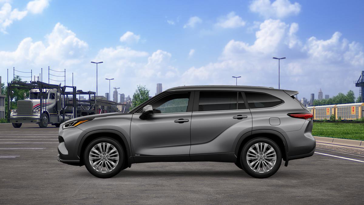 New 2026 Toyota Highlander Platinum image 4