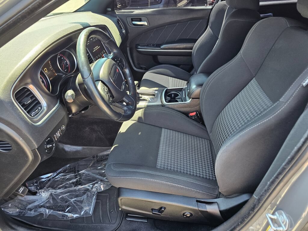 Used 2019 Dodge Charger GT RWD image 16