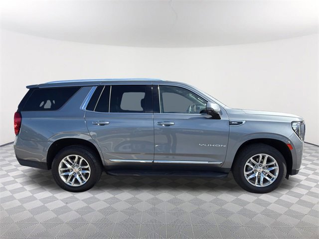 Used 2022 GMC Yukon SLT w/ SLT Premium Package image 4