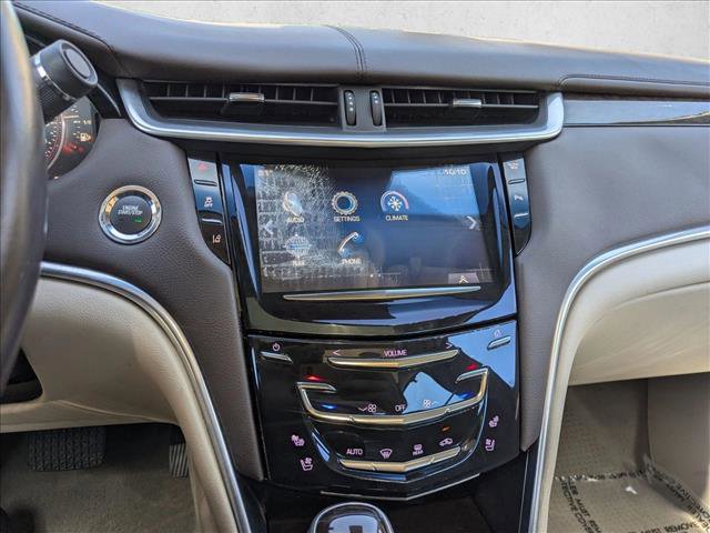 Used 2013 Cadillac XTS Premium FWD image 10