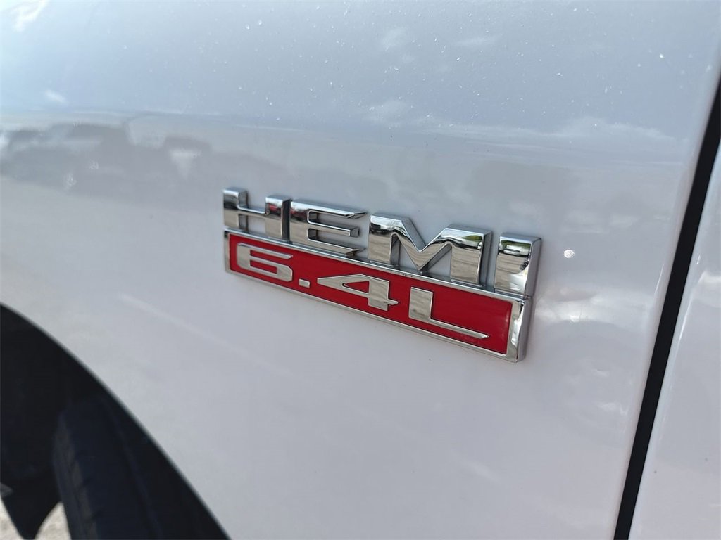 Used 2019 RAM 3500 Tradesman image 9