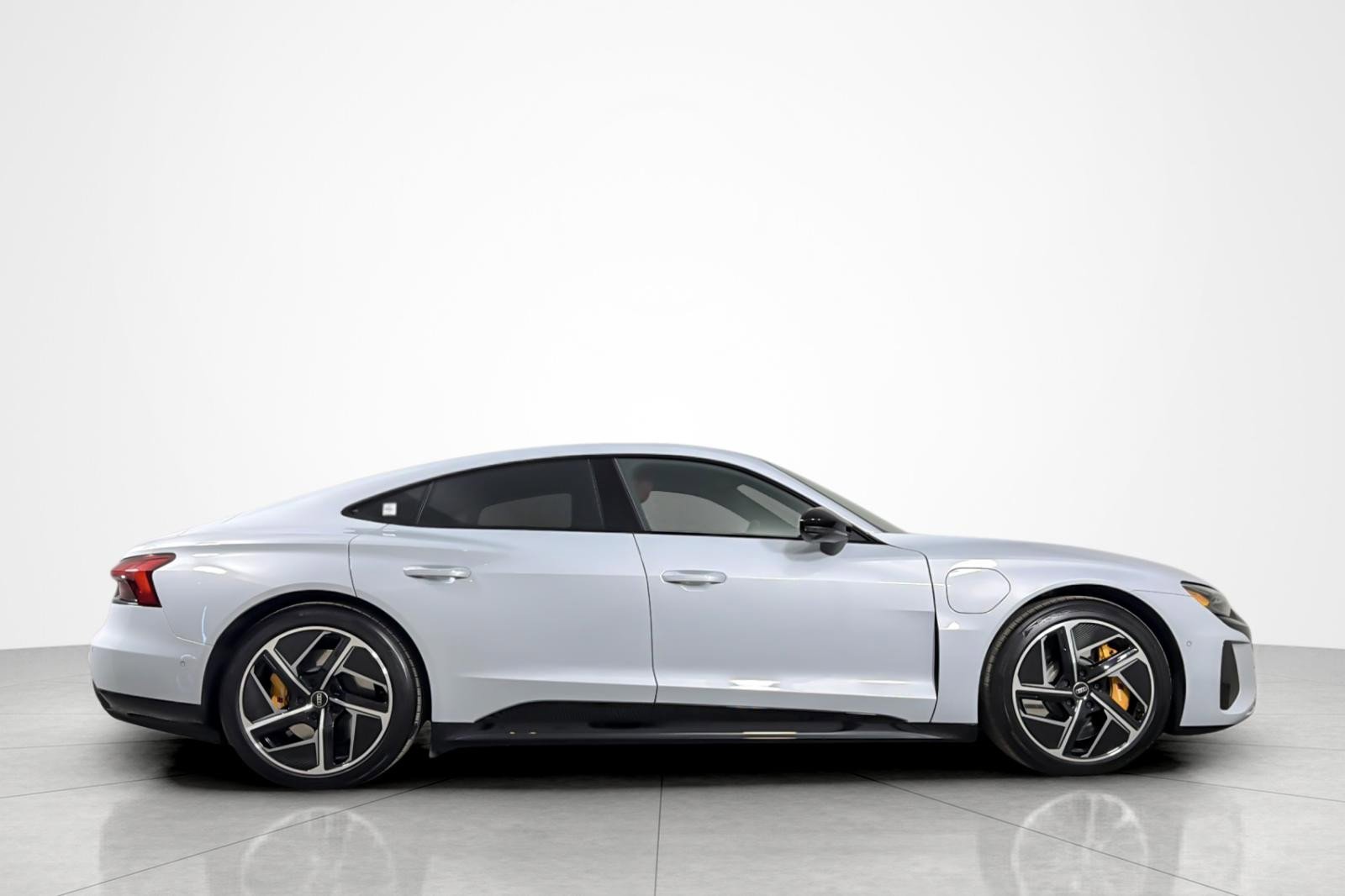 Used 2024 Audi RS e-tron GT AWD/4WD image 6