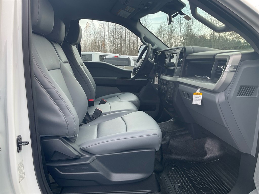 New 2026 Ford F450 XL image 10