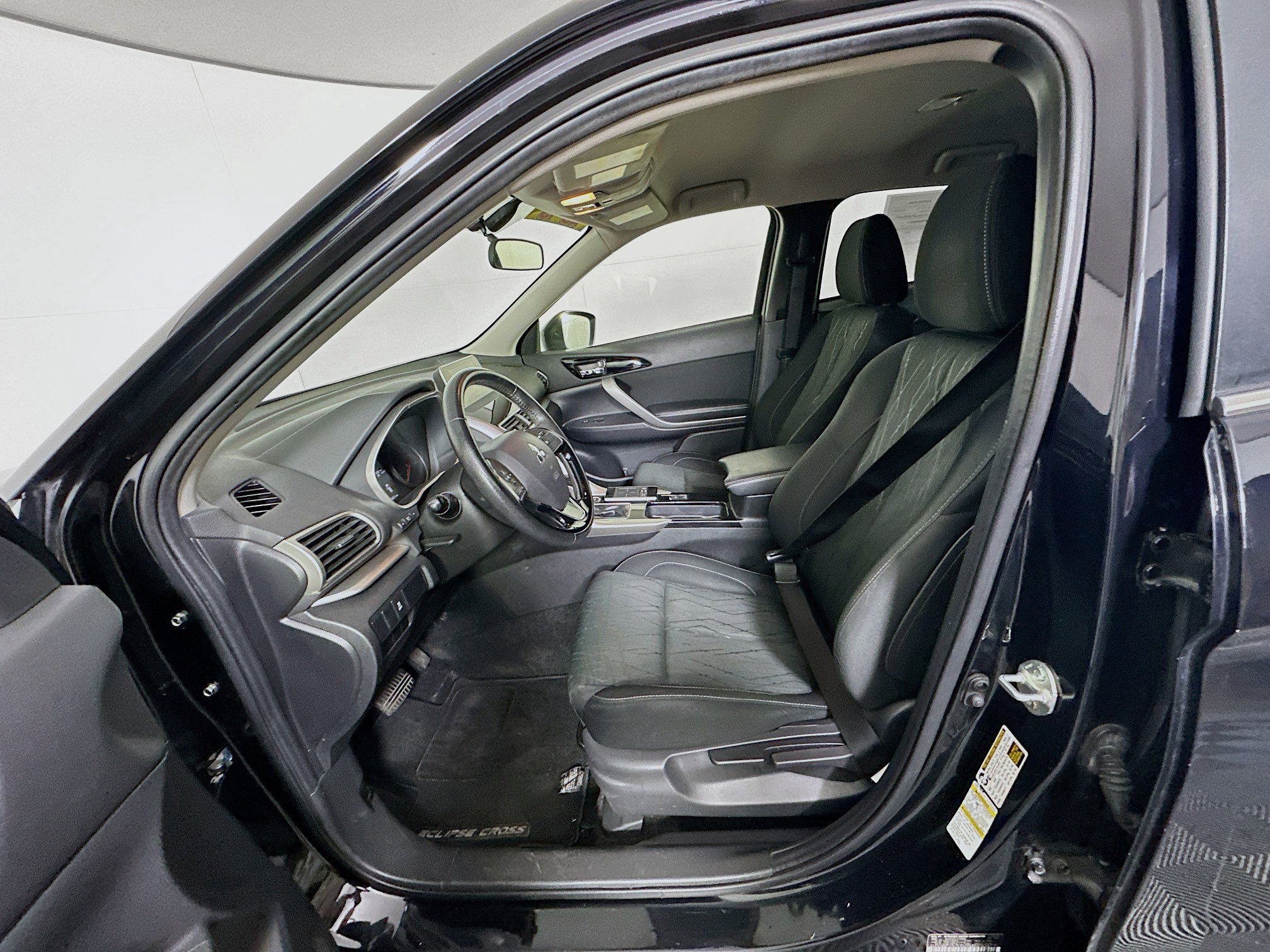 Used 2019 Mitsubishi Eclipse Cross SE image 13