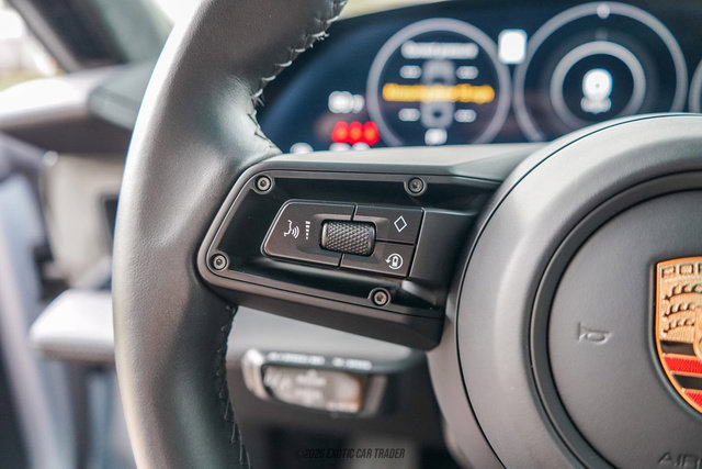 Used 2024 Porsche Taycan GTS image 25