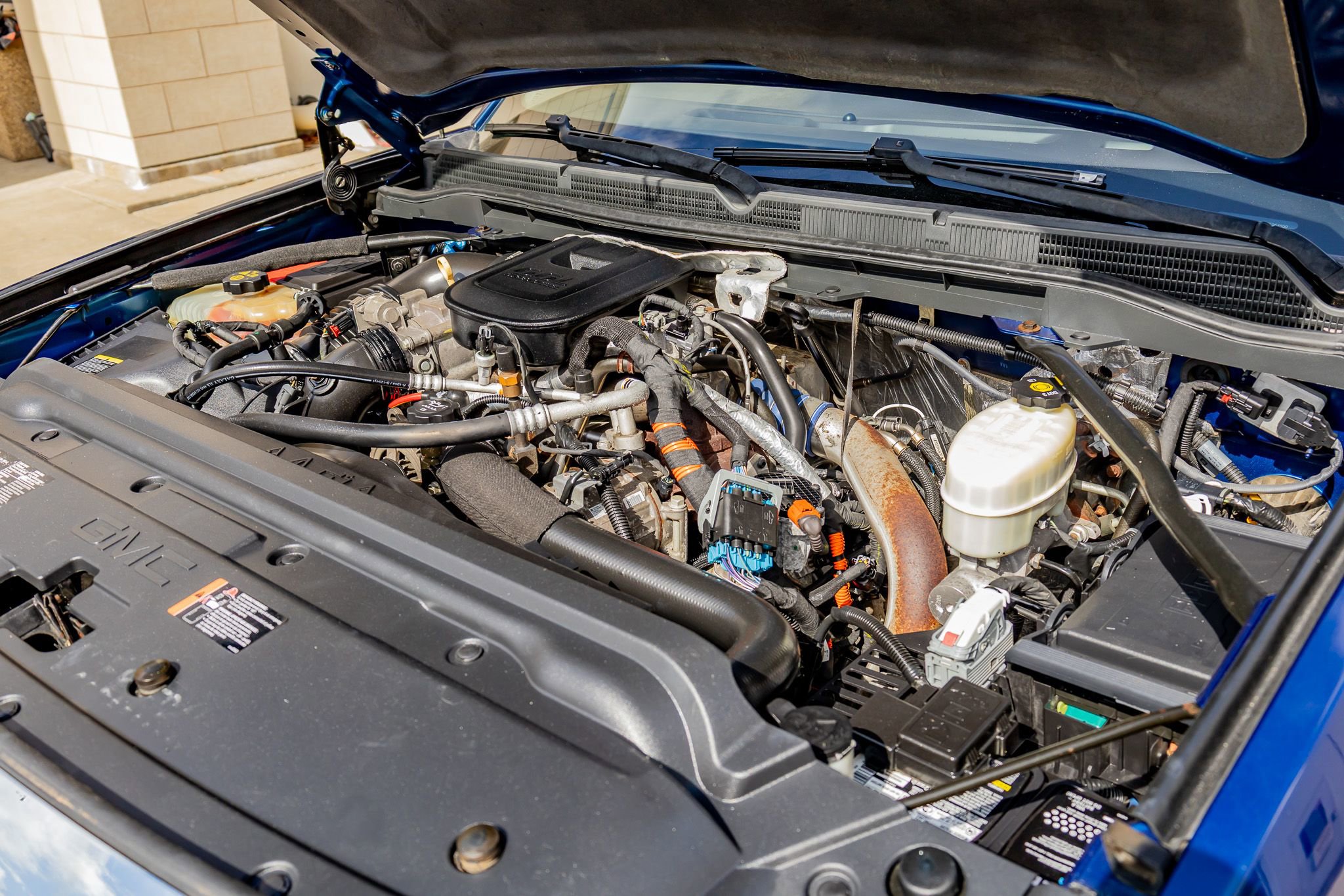 Used 2015 GMC Sierra 3500 Denali w/ Duramax Plus Package image 35