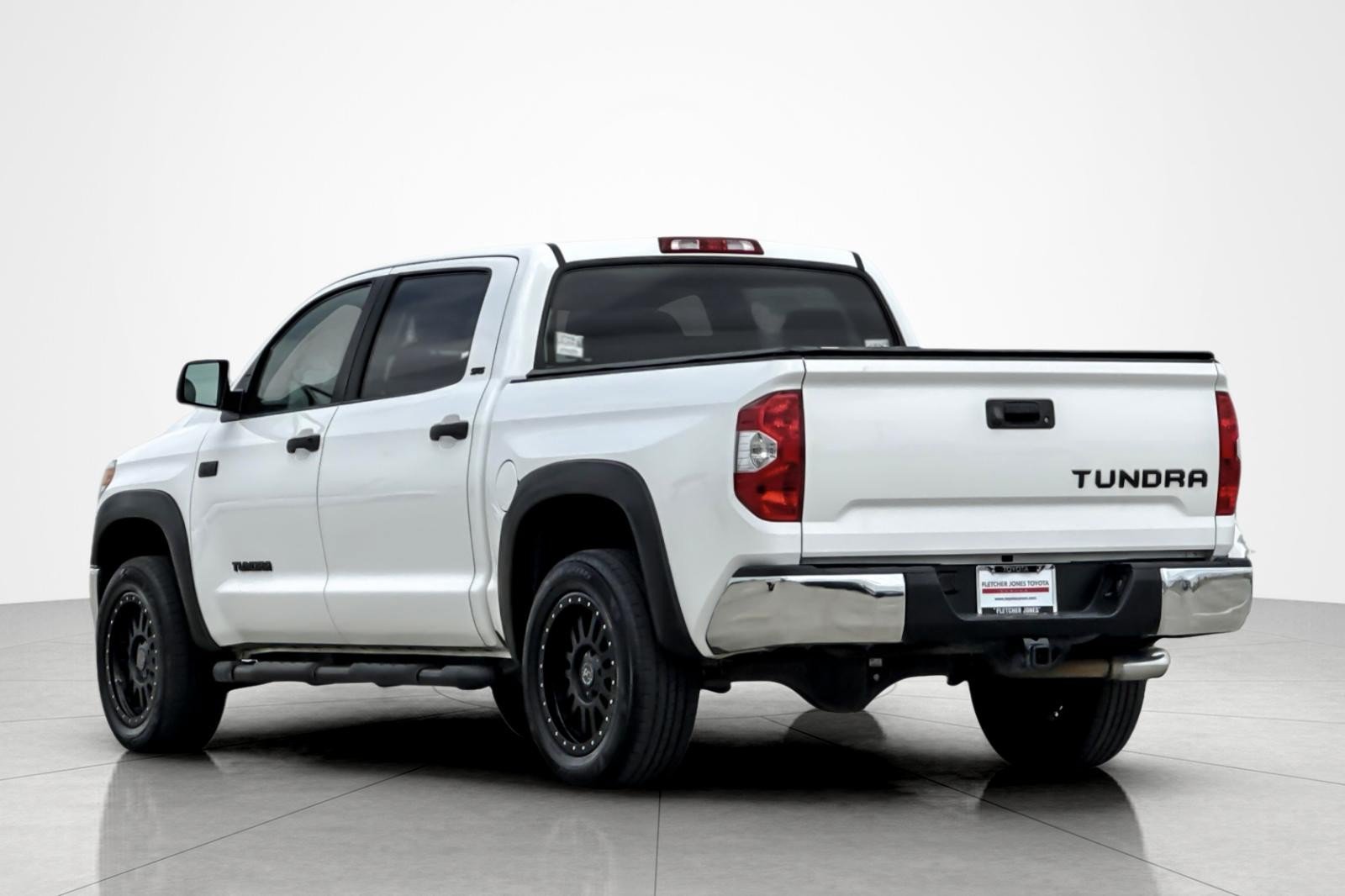 Certified 2019 Toyota Tundra SR5 w/ SR5 Upgrade Package RWD image 3