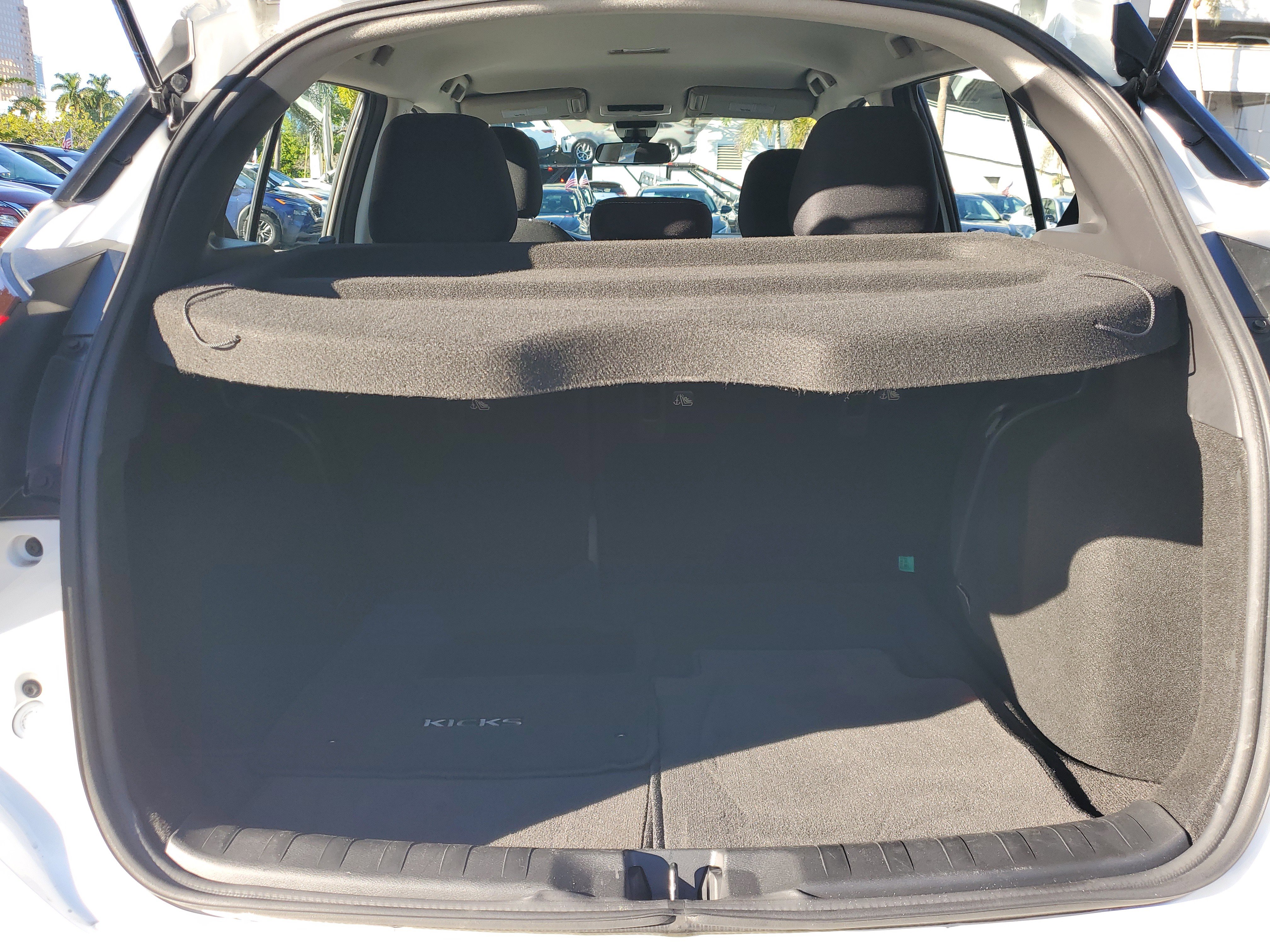 Certified 2023 Nissan Kicks SV image 14