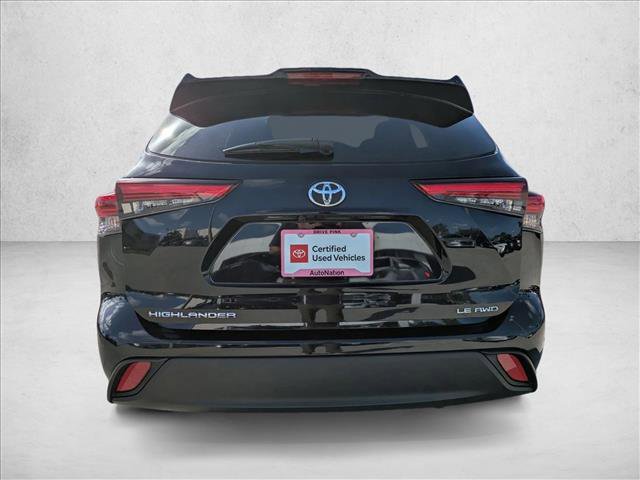 Certified 2021 Toyota Highlander LE image 7
