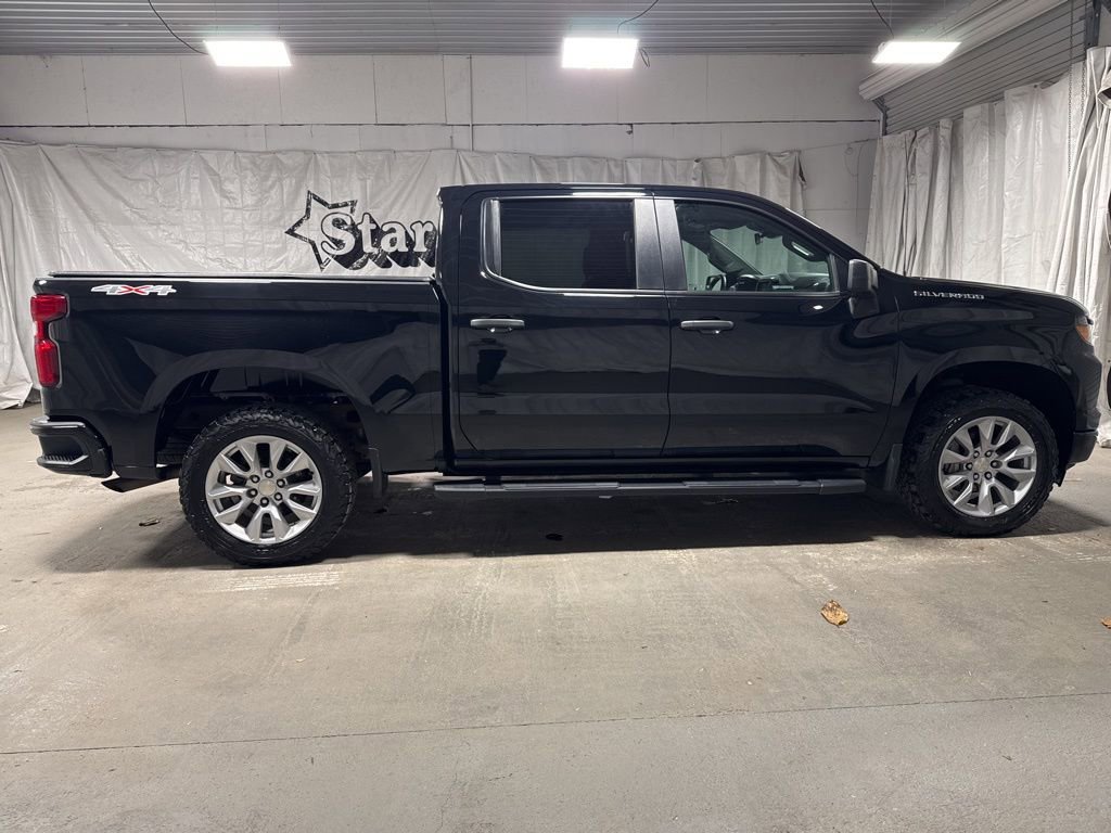 Used 2022 Chevrolet Silverado 1500 Custom image 8