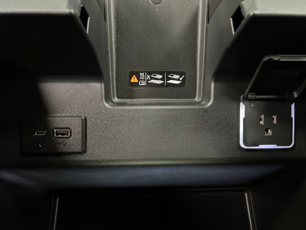 Used 2024 GMC Sierra 1500 Denali w/ Denali Reserve Package image 41