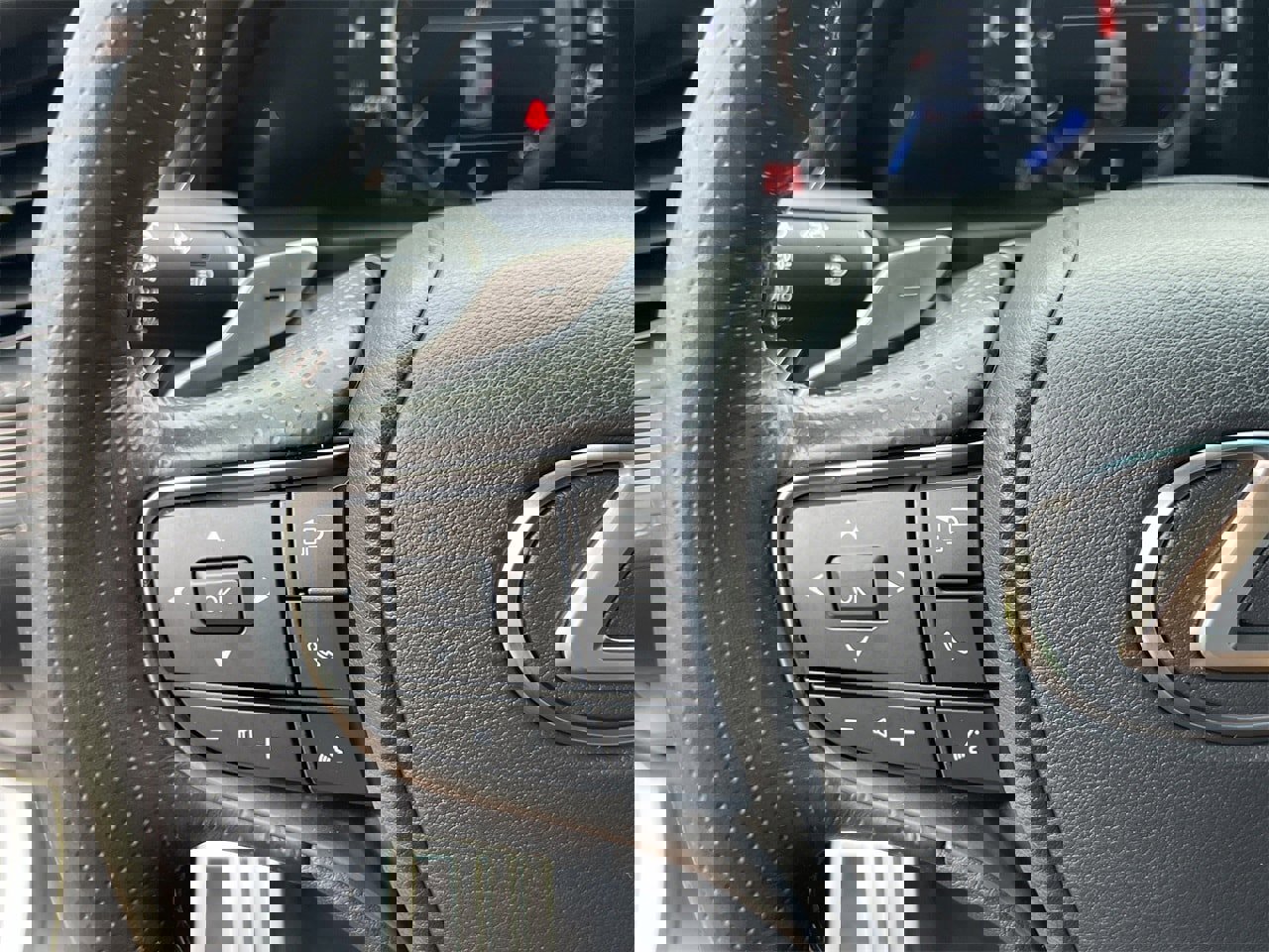 Used 2021 Lexus LS 500 F Sport w/ Accessory Package (Z2) image 11