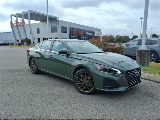 New 2025 Nissan Altima 2.5 SR