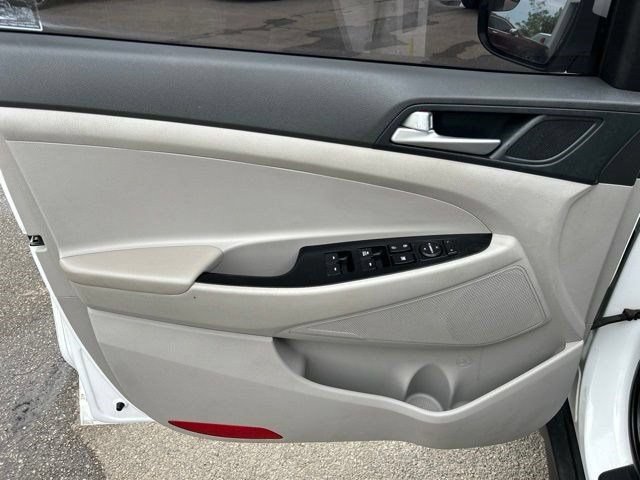 Used 2020 Hyundai Tucson SE AWD/4WD image 11