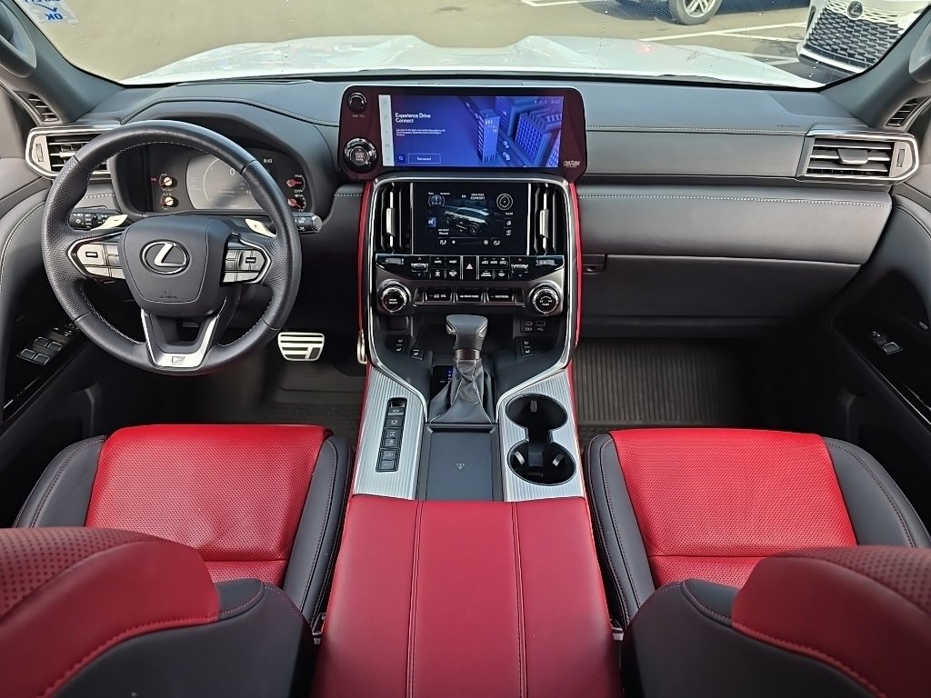 Used 2024 Lexus LX 600 F Sport image 13