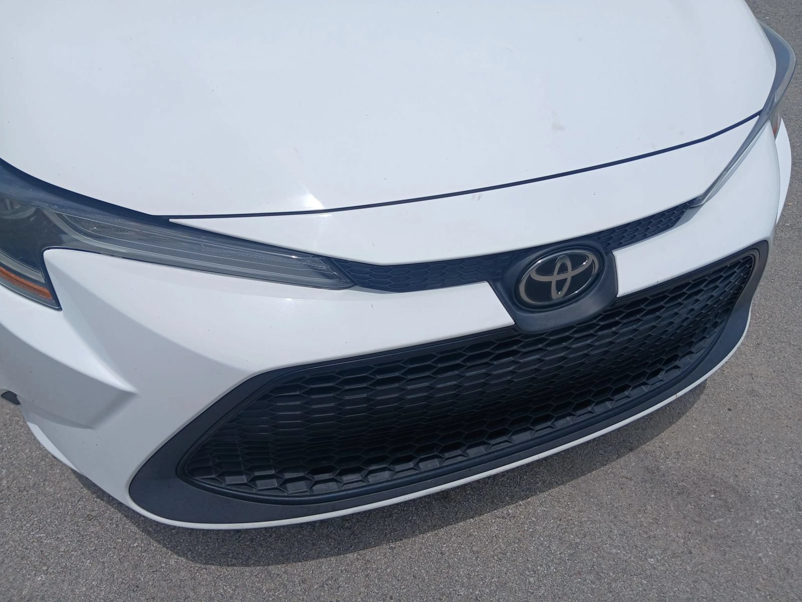 Used 2020 Toyota Corolla LE FWD image 42